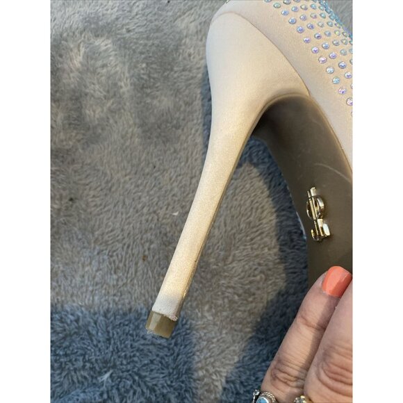 Jennifer Lopez Nude Bedazzled Rhinestone Heels Tan Size 6M Stilettos open toe - Picture 10 of 15